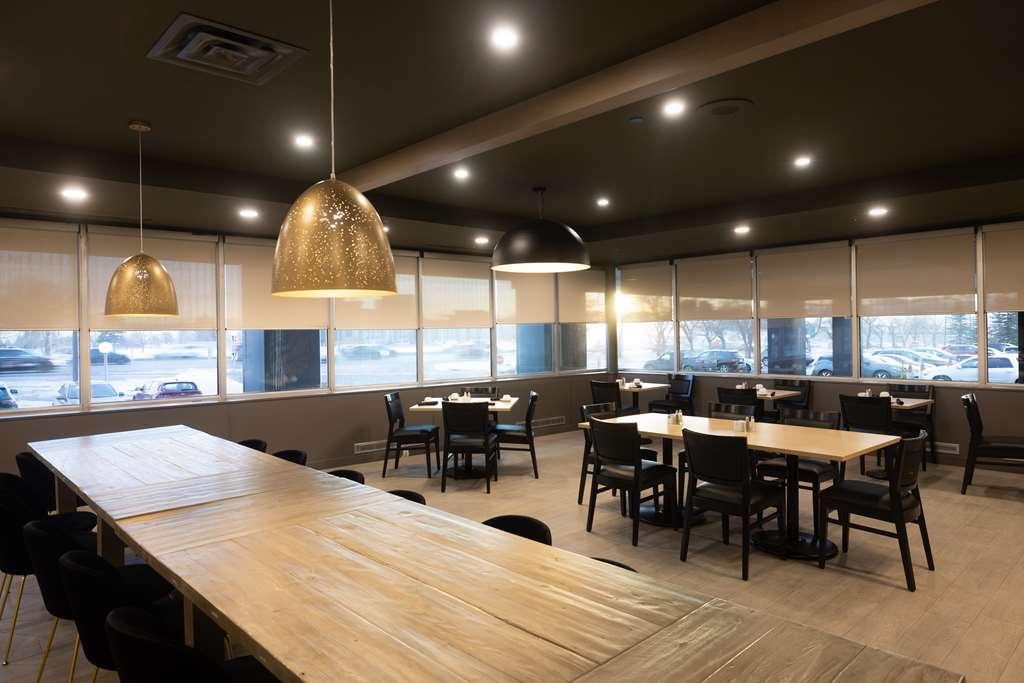 Doubletree By Hilton Calgary North Ξενοδοχείο Εστιατόριο φωτογραφία