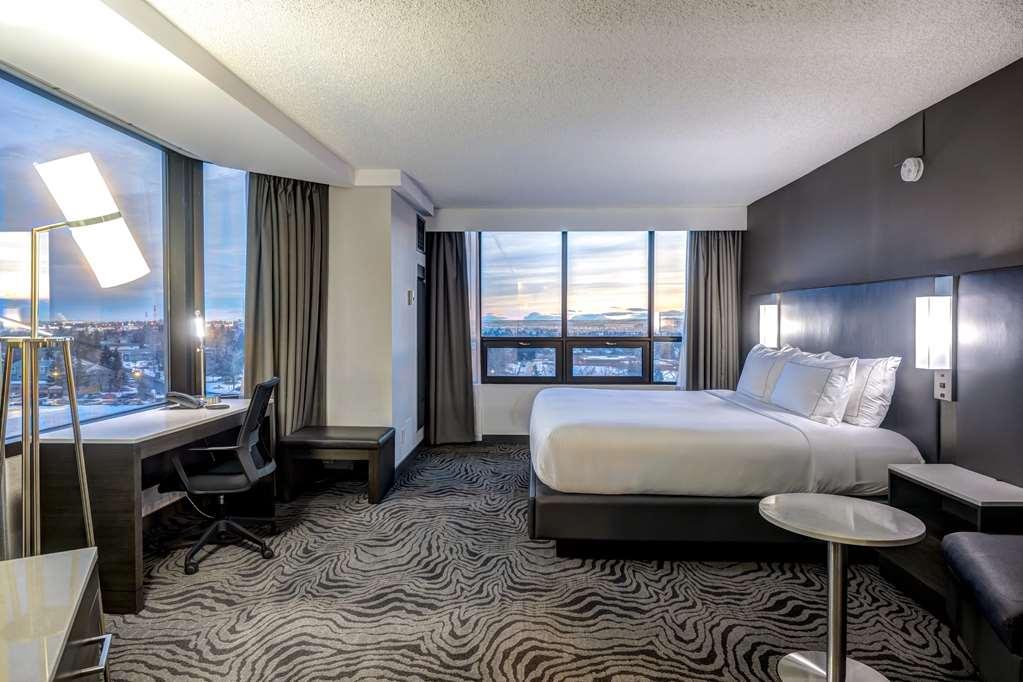 Doubletree By Hilton Calgary North Ξενοδοχείο Δωμάτιο φωτογραφία